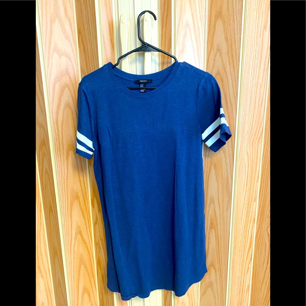BLUE T-SHIRT DRESS